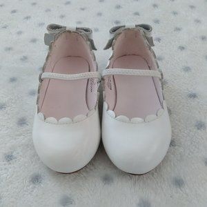 Janie and Jack Dress Shoes for a Toddler Size  7  (Run small)
